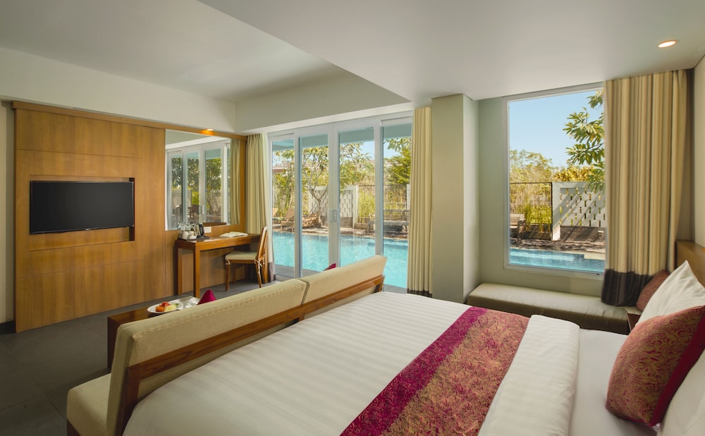 Paragon Hotel Seminyak