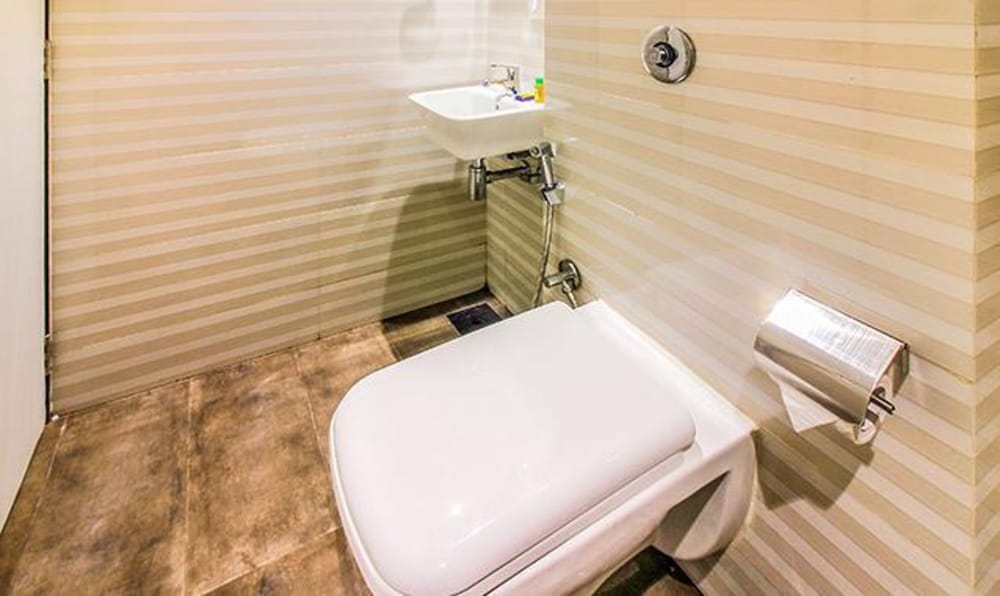 FabHotel RK International