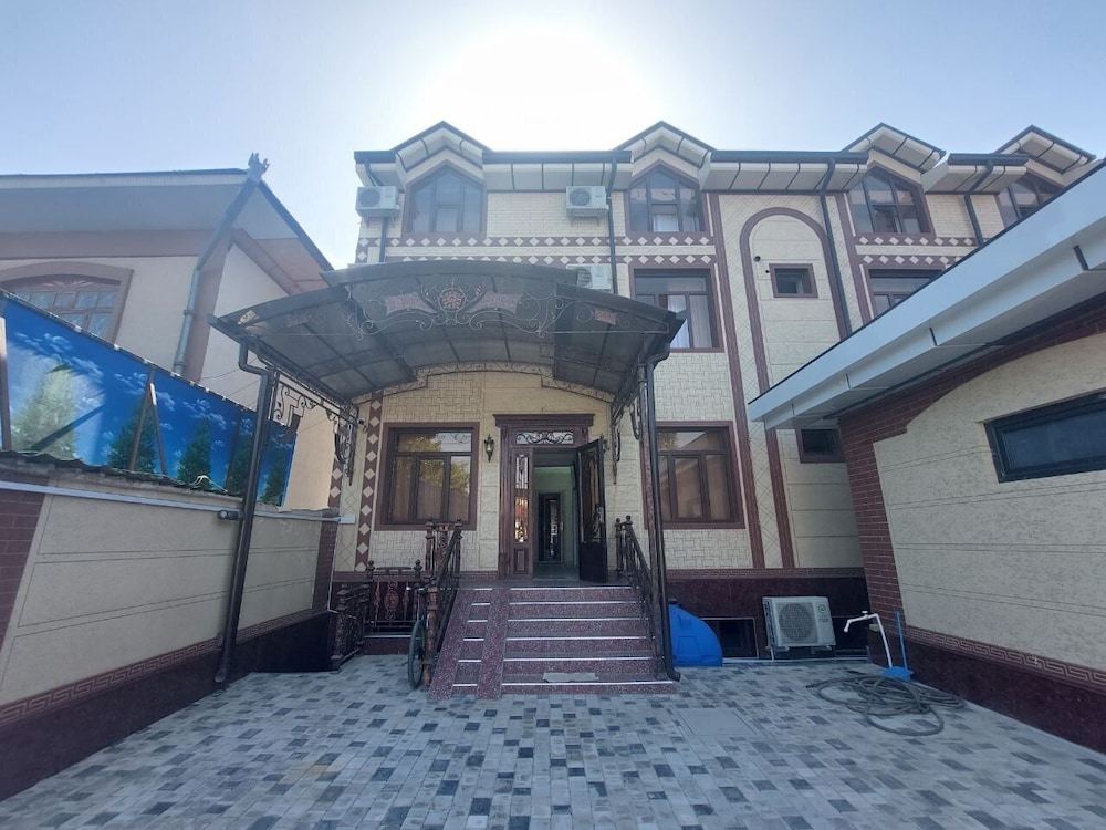 BARHAT HOTEL