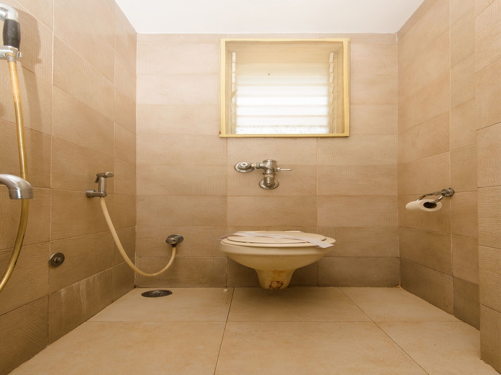OYO Flagship 685 Hotel Jayshree Domestic Airport
