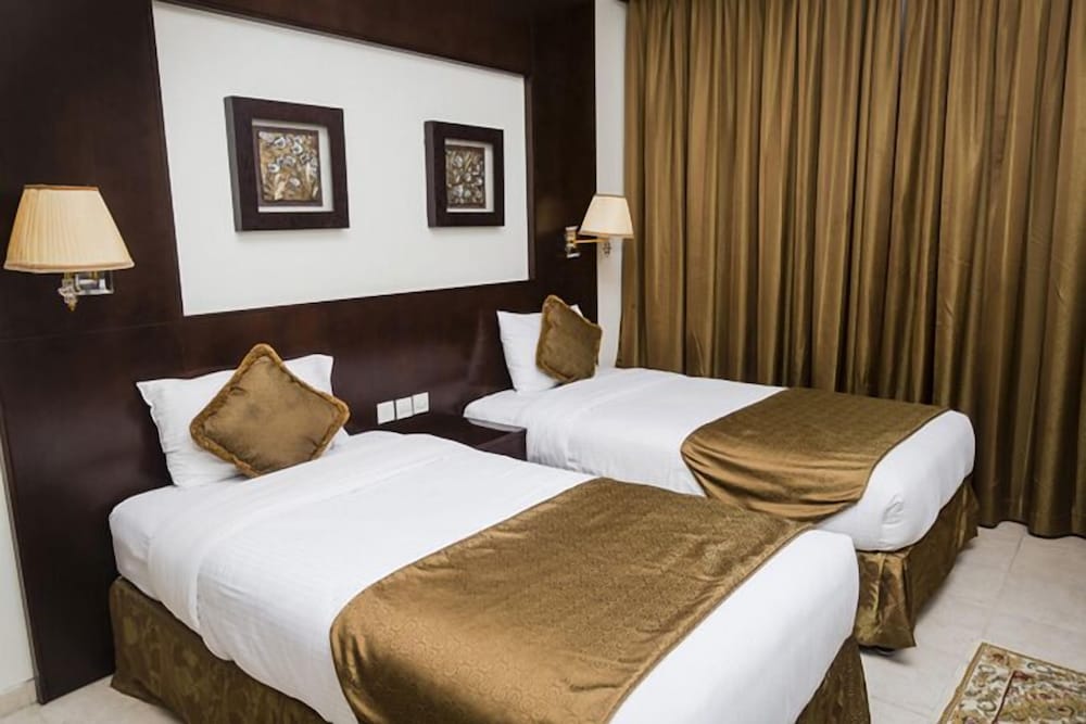 Arabian Dreams Deluxe Hotel Apartments