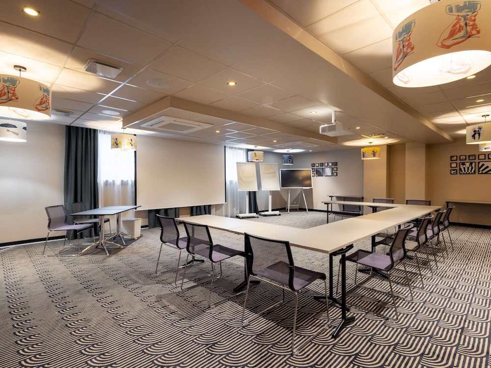 Novotel Paris Suresnes Longchamp