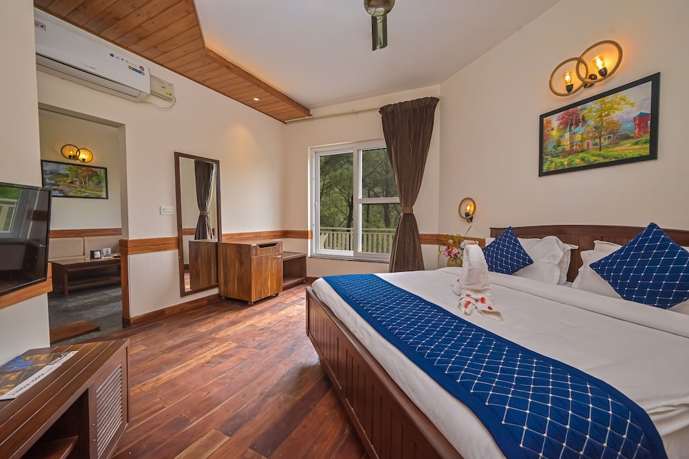 Jungle Lodge Resort