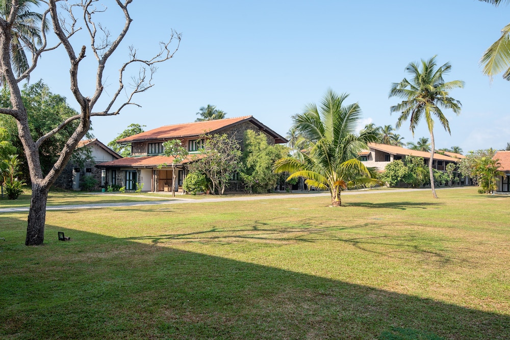 Regenta Arie Lagoon Negombo