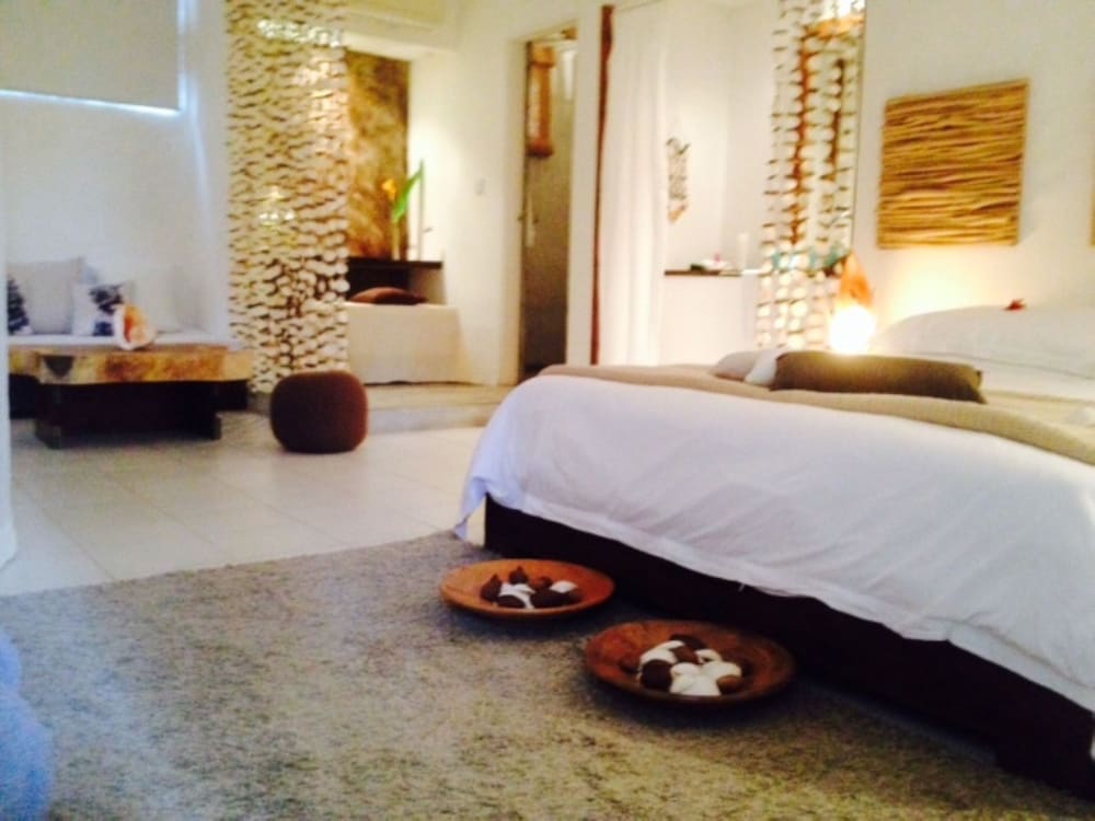 Bliss Hotel