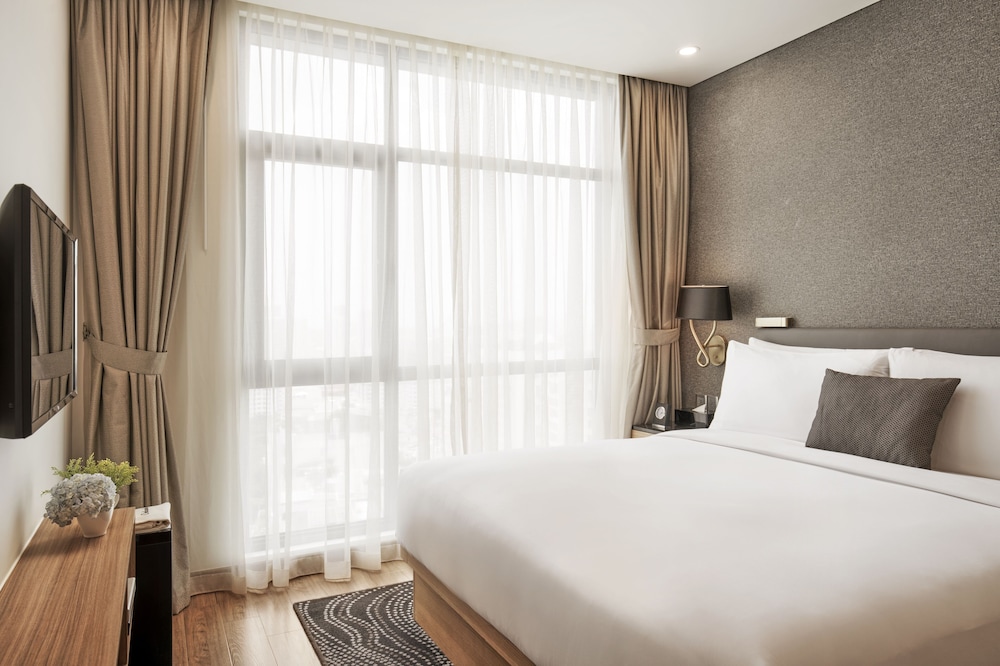 Oakwood Residence Saigon