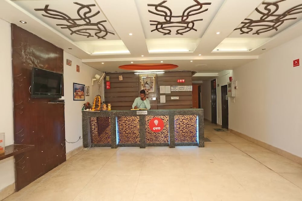 Hotel Aura Deluxe