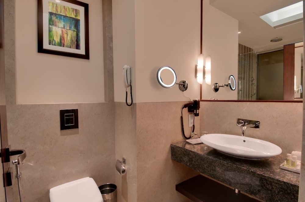 The Golden Palms Hotel & Spa