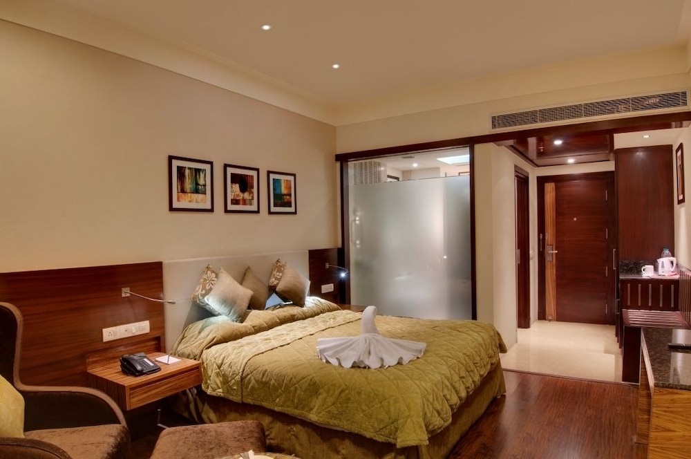 The Golden Palms Hotel & Spa
