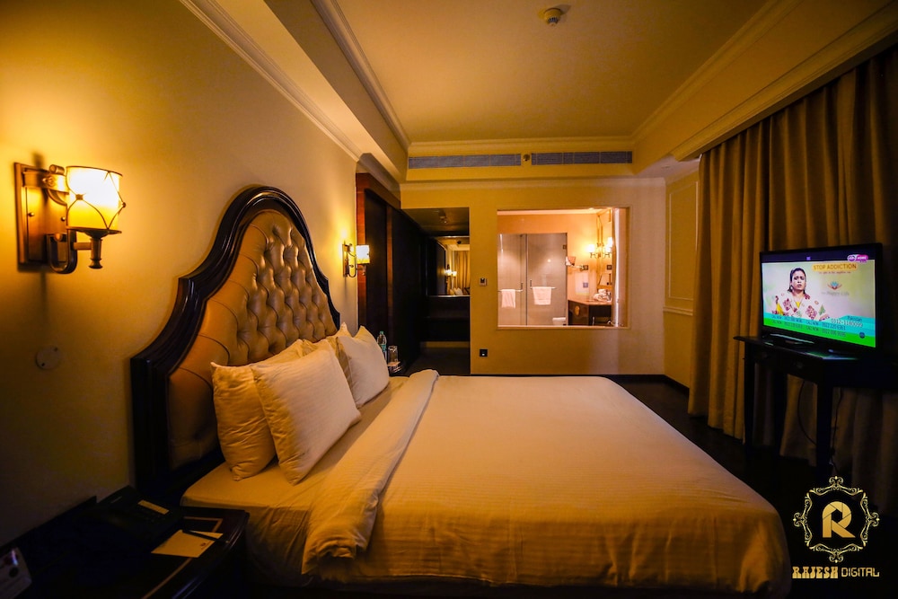 Golden Galaxy Hotels & Resorts, Faridabad