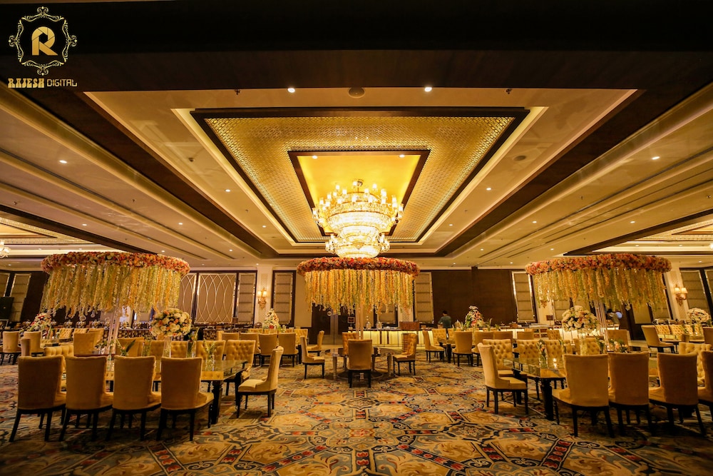 Golden Galaxy Hotels & Resorts, Faridabad