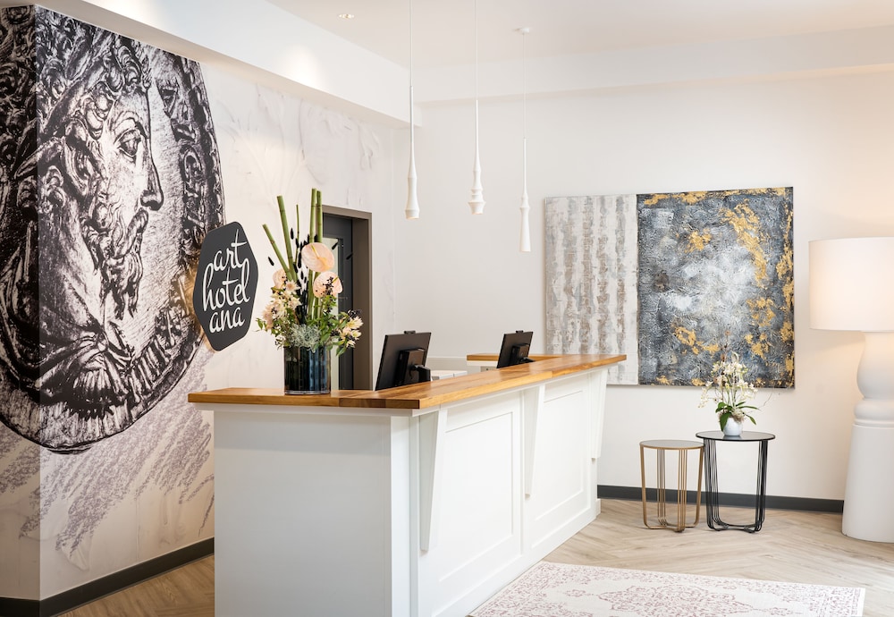 elaya hotel regensburg city center