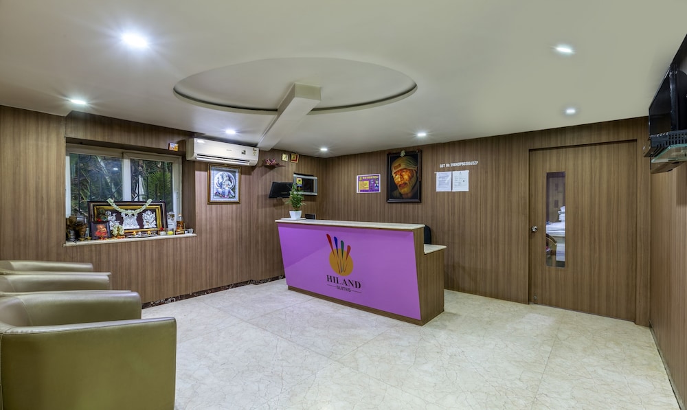 Itsy Hotels Hiland Suites