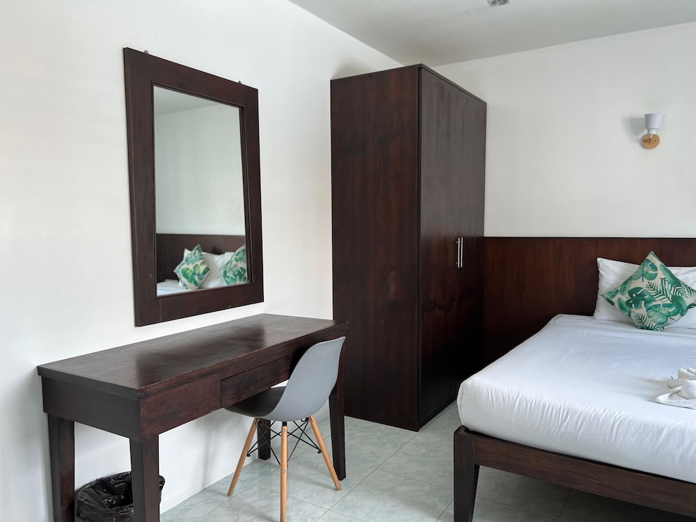 Kiwi Boutique Hotel