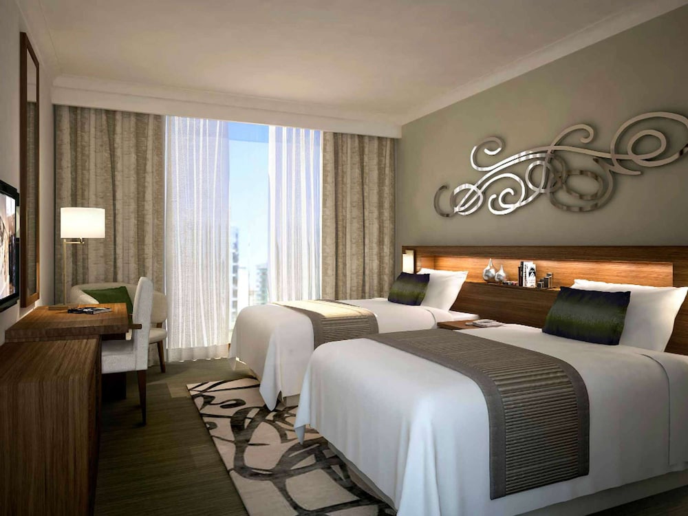 Pullman Dubai Creek City Centre Residences