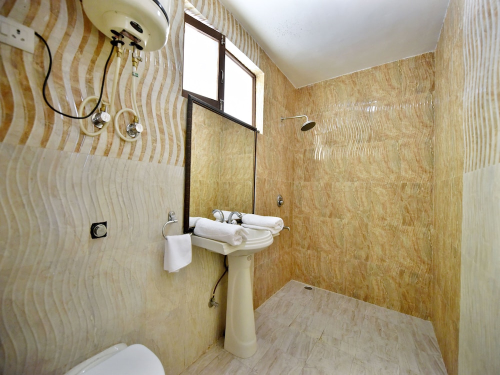 Hotel Japika Inn by Hazel Hotels