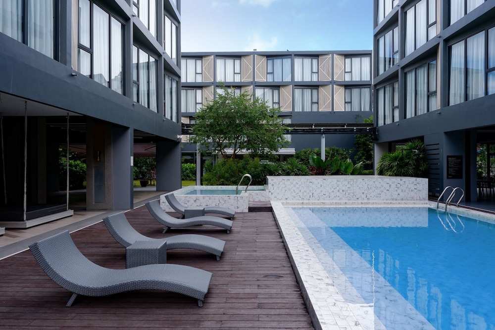 Canalis Suvarnabhumi Airport Hotel