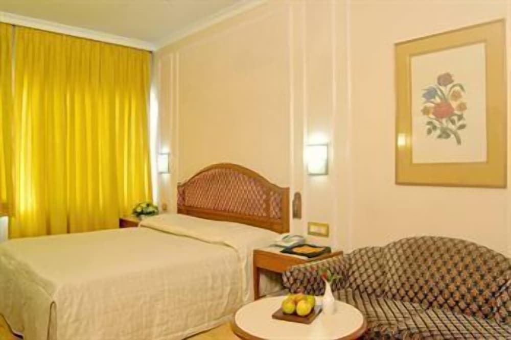 Regency Hotel