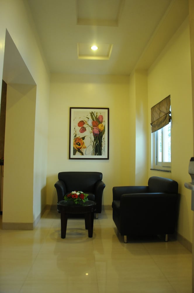 Hotel Madhav International Pune