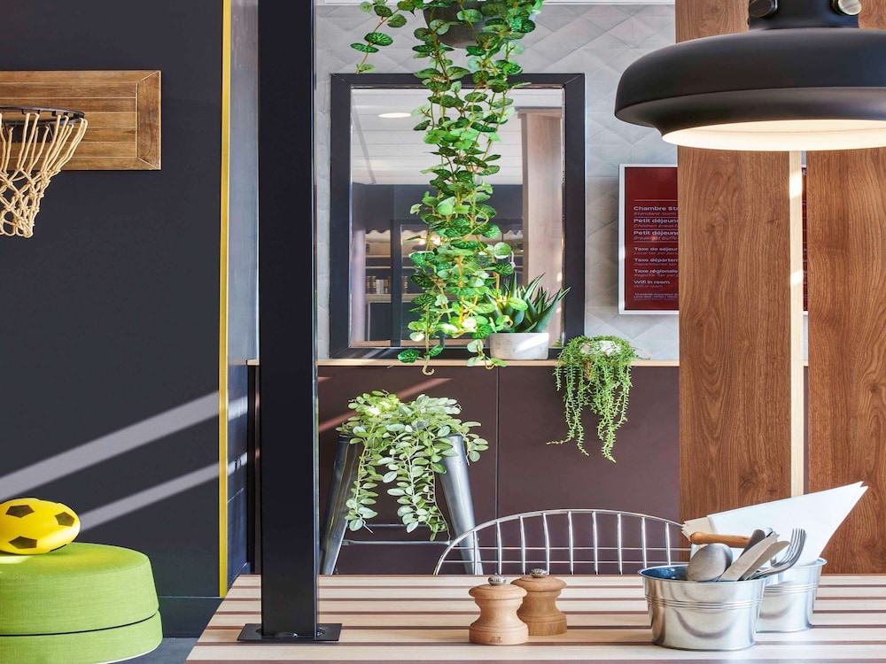 ibis Clamart Paris Velizy