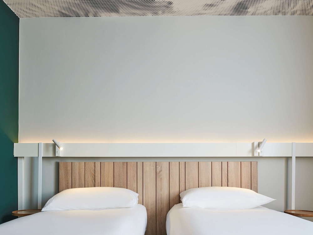 ibis Clamart Paris Velizy