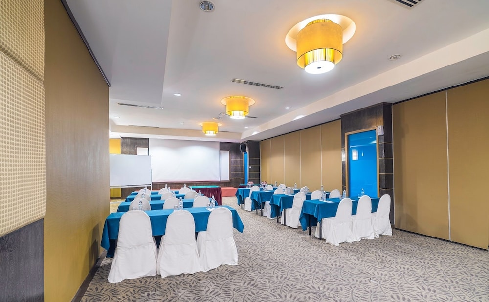 Crystal Crown Kuala Lumpur