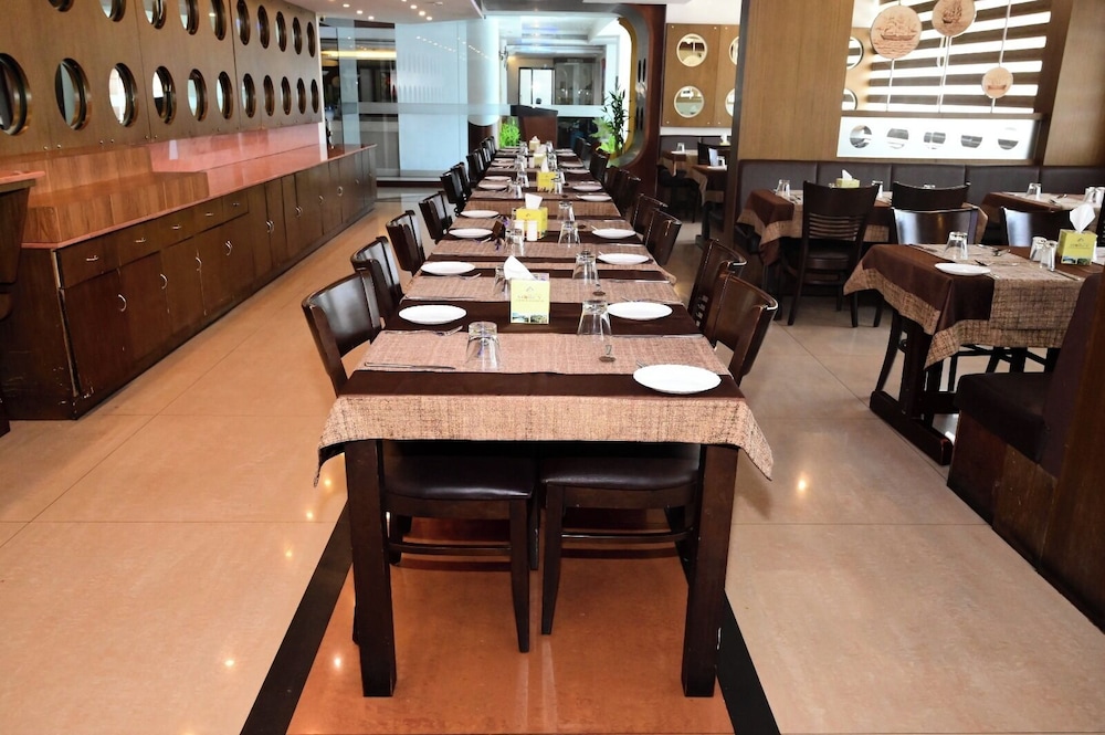The Mercy Luxury Business Hotel