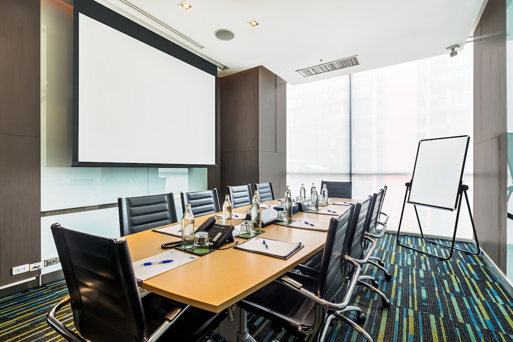 Holiday Inn Express Bangkok Siam by IHG