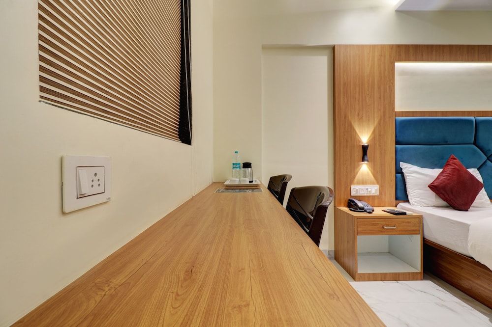 Hotel Kurla Residency