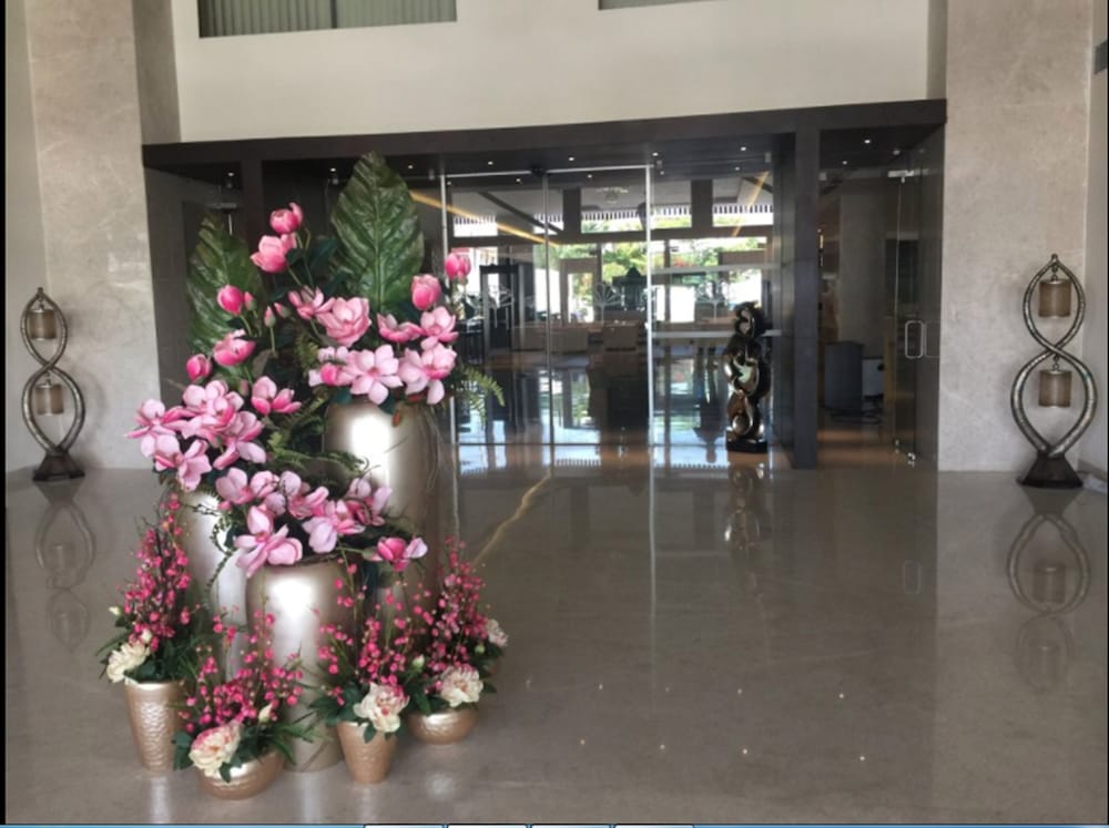 M INN Hotel