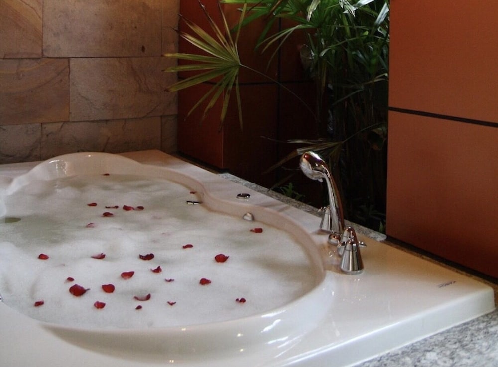 The Fusion Suites