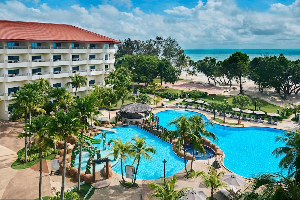 Swiss-Grand Beach Resort Kuantan