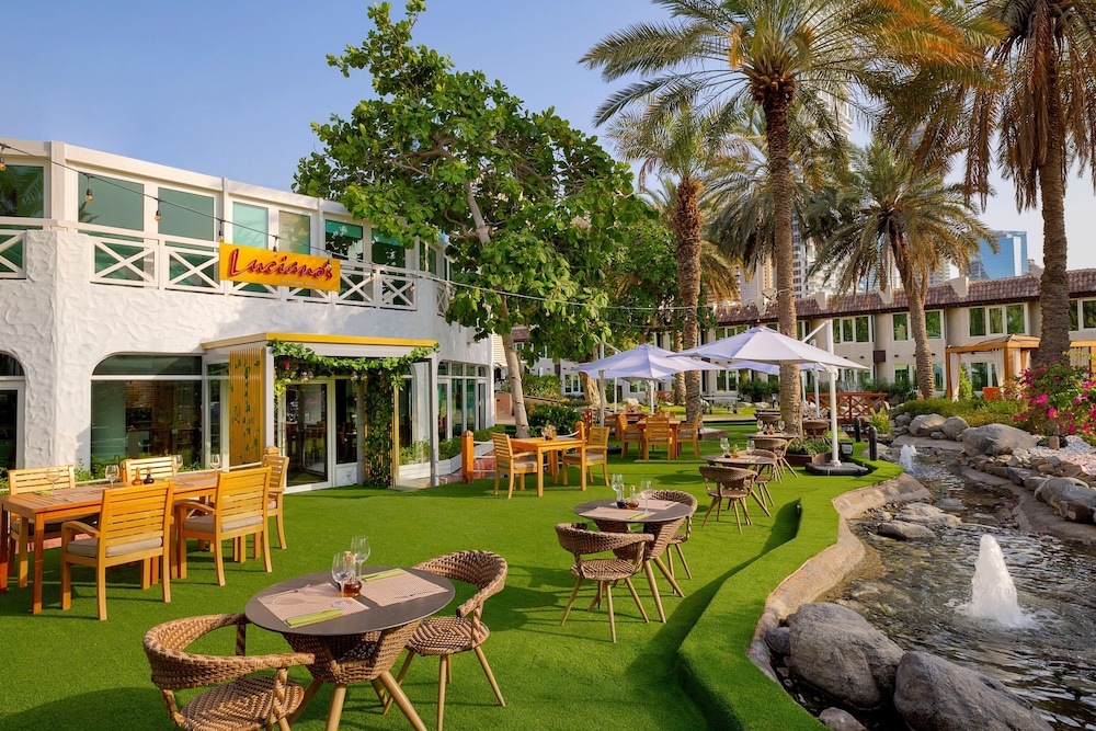 Al Habtoor Grand Resort, Autograph Collection®