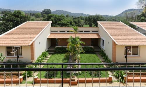 Treebo Laa Gardenia Resort, Nilavoor Lake