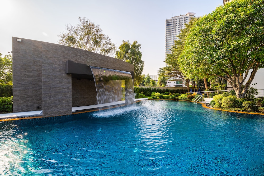 Manhattan Pattaya Hotel