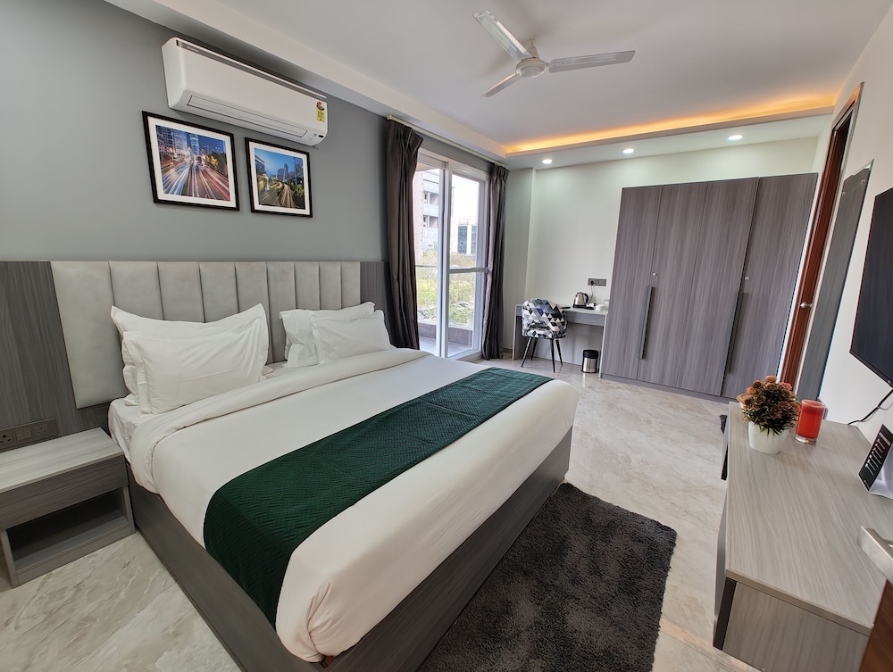 AVA Hotels & Corporates Millennium City