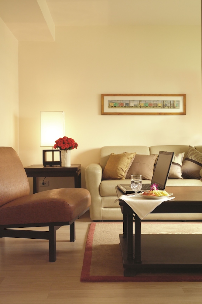 The Rose Hotel Bangkok