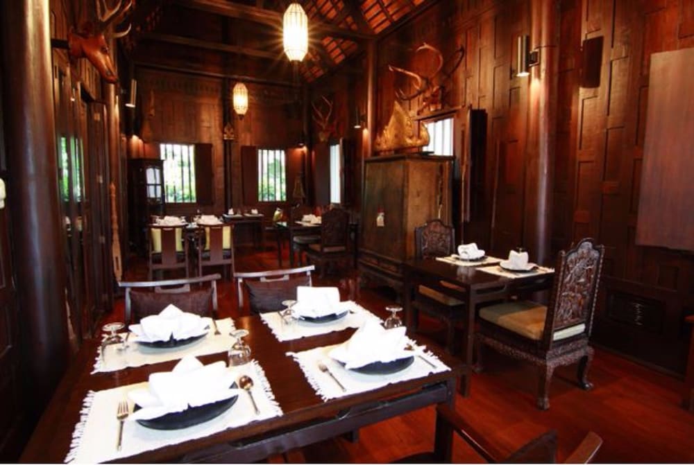 The Rose Hotel Bangkok