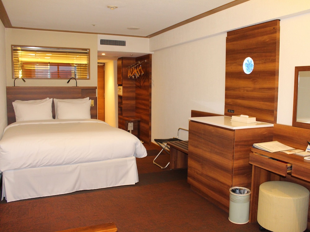 Sheraton OKINAWA SUNMARINA RESORT