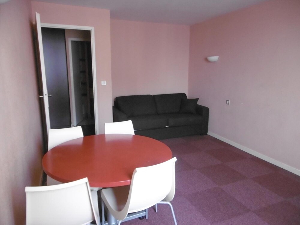 Geneva Residence