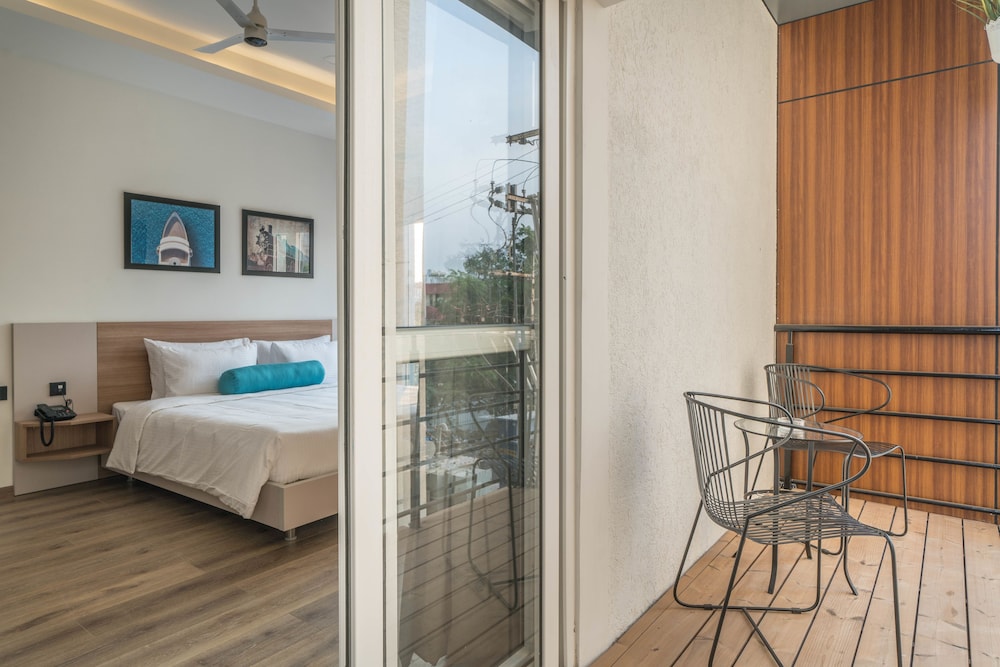 SKYLA Studios & Suites - Jubliee Hills