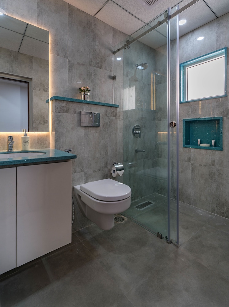 SKYLA Studios & Suites - Jubliee Hills