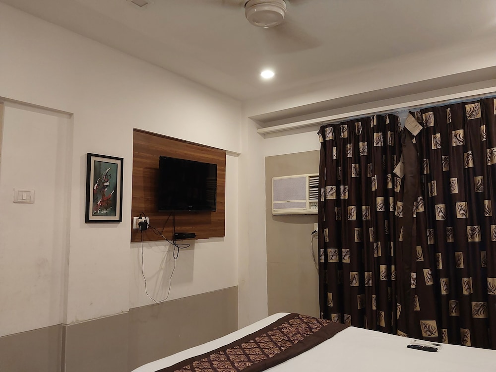 Host Inn International Hotel