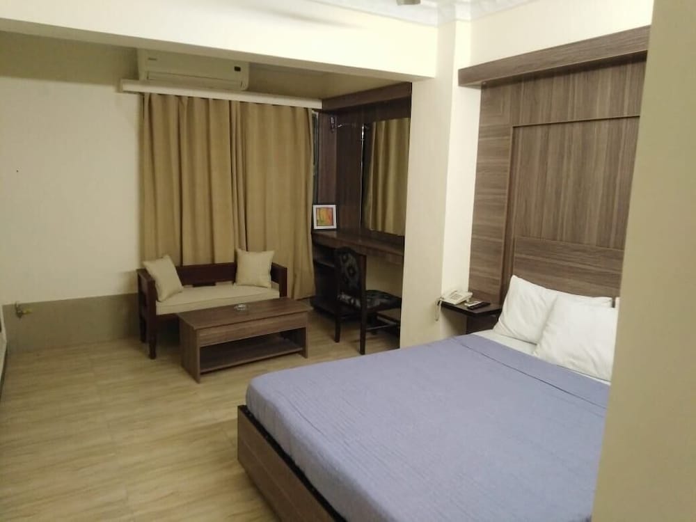 Hotel Green Palace