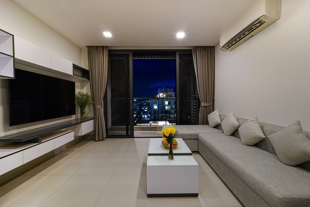 Noden Hotel & Apartment
