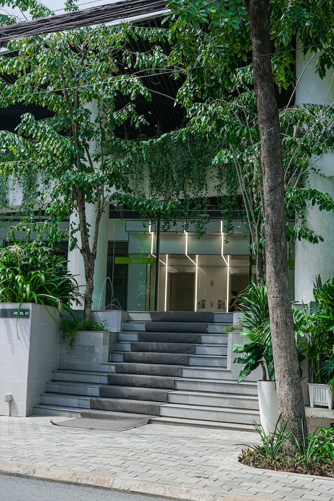 Noden Hotel & Apartment