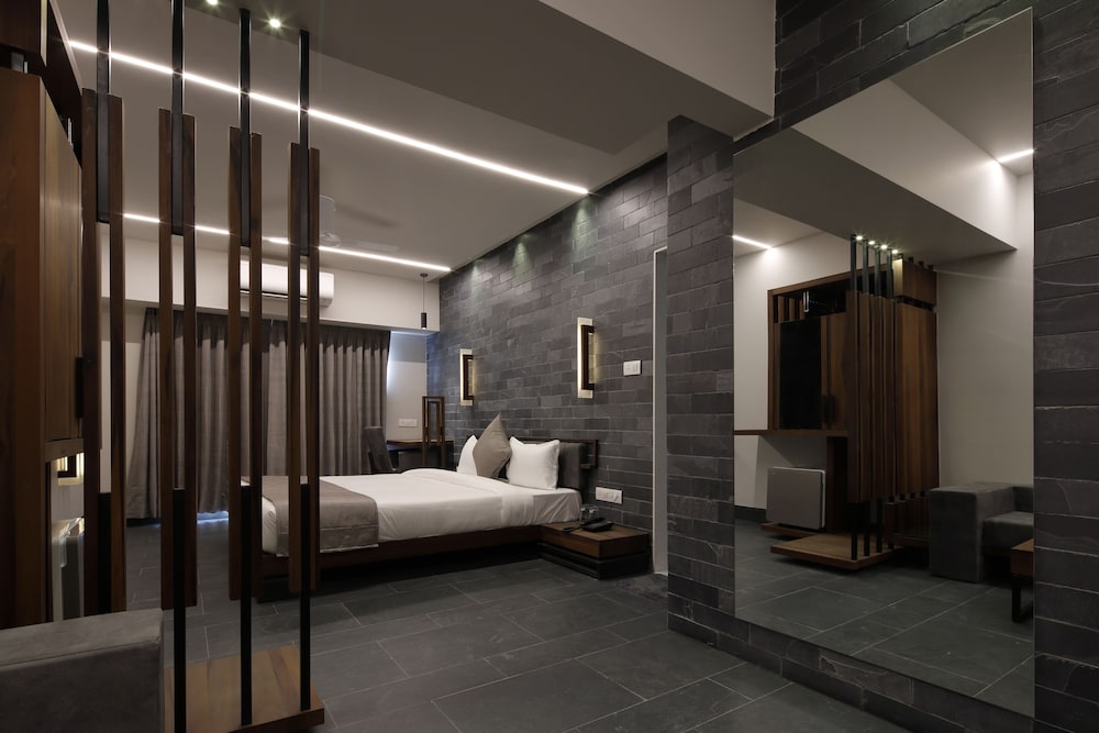 HOTEL CARREFOUR