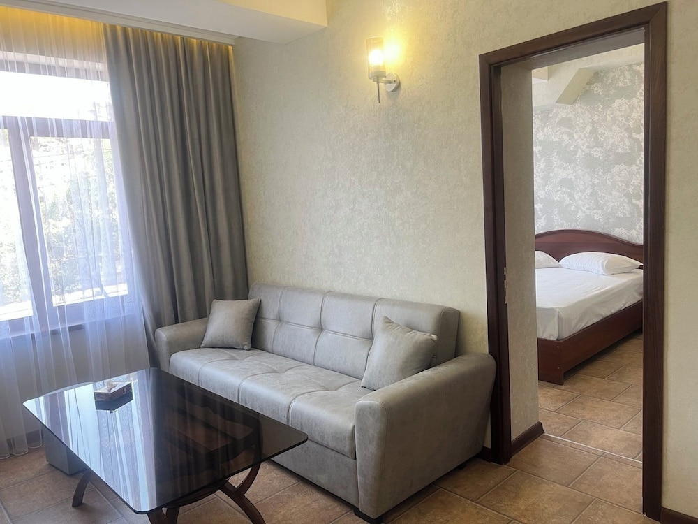 Park Avenue Hotel