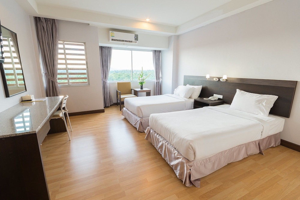 Sinkiat Buri Hotel