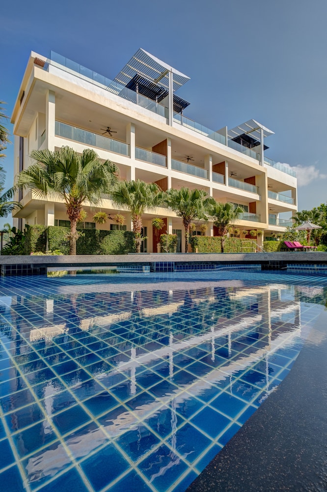 The Pelican Residence & Suite Krabi